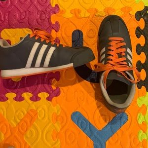 Adidas Men  Soma sneakers